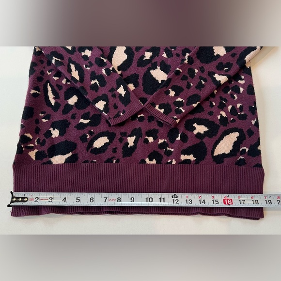 Lou & Grey Purple Cream Black Leopard Animal Print Hood - Picture 5 of 15